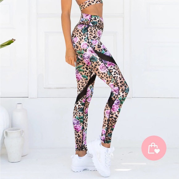 Dolce Gabana vibes! Gorgeous floral legging - Picture 4 of 9